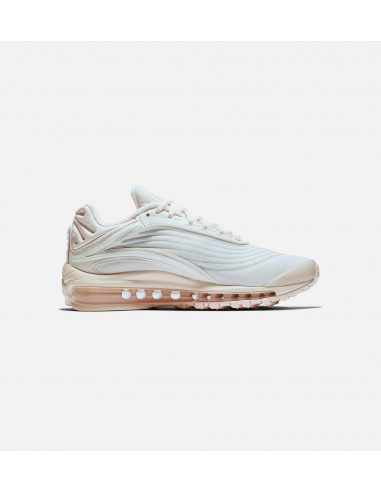 Air Max Deluxe SE Womens Shoe - Guava Ice/Guava Ice 2024