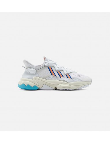 Ozweego W Womens Lifestyle Shoe - White/Signal Coral/Blue Glow Fin de série