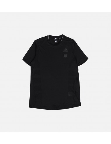 Undftd X adidas Collection Supernova Ltd Short Sleeve Mens T-Shirt - Black/White chez Cornerstreet bien 