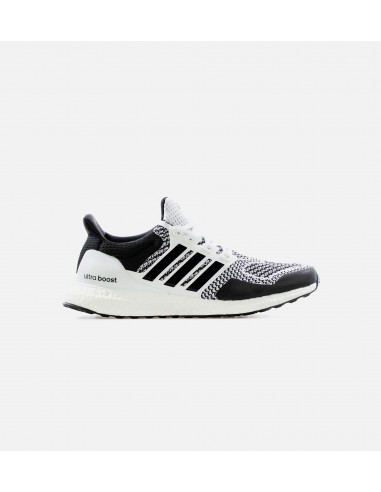 Ultraboost Dna Reflective Mens Running Shoe - White/Black 2 - 3 jours ouvrés.