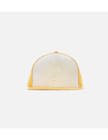 Fear Of God Essentials 59Fifty Fitted Cap Mens Hat - Gold/White le des métaux précieux